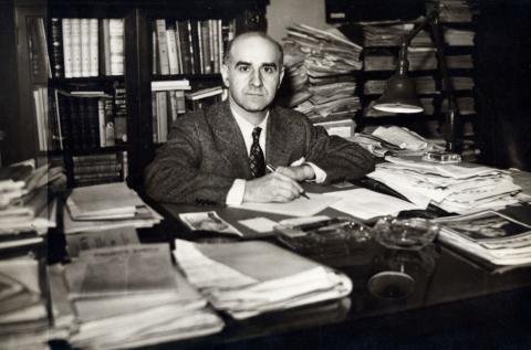 portrait of Dr. Basil Vlavianos